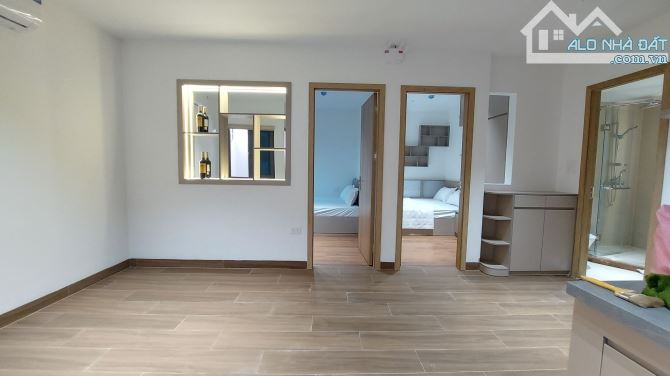 Doanh thu 300 triệu/ tháng, trung tâm Ba đình, chuyển nhượng 82 tỷ