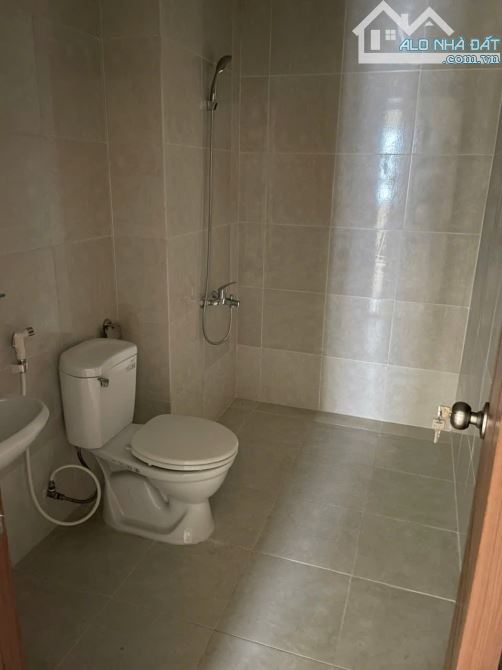 Vị Trí Vàng Đắc Địa Cầu Giấy CC 76m2 3N-2VS 6.7 tỷ