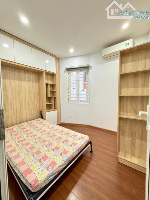 LÔ GÓC 3 THOÁNG NHÀ ĐẸP Ở NGAY- VŨ TÔNG PHAN, 36M x 4 TẦNG, SĐCC - CHỈ 7.6 TỶ