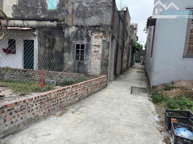 HIẾM LẮM MỚI THẤY NHÀ BÁN. LÔ ĐẤT 54.6m XÓM TRÚC TAM SƠN, TỪ SƠN. THÔNG CÁC NGẢ-CHỈ 1.7 TỶ - 7