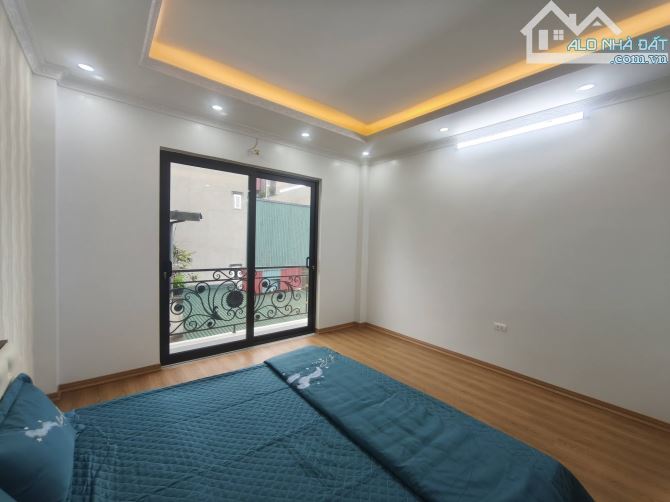 Bán gấp 35 Đặng Thai Mai 30m2, 6 tầng chỉ 8.7 tỷ, cách Ô tô 30m (Rẻ nhất Quảng An, Tây Hồ)