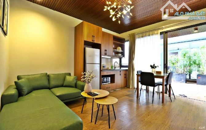 MẶT PHỐ ÂU CƠ TRONG ĐÊ - THOÁNG VĨNH VIỄN TRƯỚC SAU - TỔ HỢP DỊCH VỤ KHÁCH SẠN NHÀ HÀNG