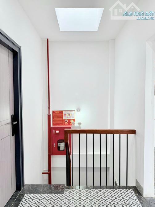 Bán Nhà Dòng Tiền Ngõ Kim Mã - Đội Cấn 7 Tầng 22 Phòng Khép Kín Full Đồ ( Ô Tô Con Đỗ Cửa)