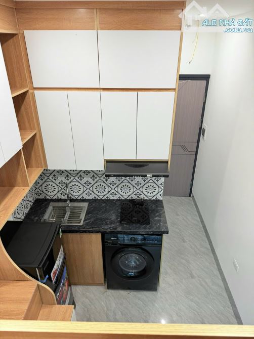 Bán Nhà Dòng Tiền Ngõ Kim Mã - Đội Cấn 7 Tầng 22 Phòng Khép Kín Full Đồ ( Ô Tô Con Đỗ Cửa)