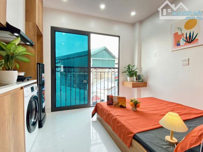 Bán Nhà Dòng Tiền CCMN Nguyễn Đức Cảnh 8 Tầng 12 Phòng Khép Kín ( Gần Ô Tô )