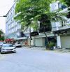 Chủ Dứt Ruột Giảm 500Tr- Bán Ngay Vì Cần Tài Chính- Nhà 5 Tầng- 42M²- Mặt Phố Yên Xá.