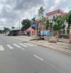 Mặt tiền nhà đào sư tích nhà bè