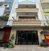 Cho thuê nhà 3 tầng Ung Văn Khiêm có nhiều nội thất 12 triệu