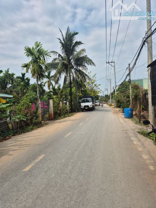 🍺 ĐẤT 1/ NHỊ BÌNH 2 – GẦN 1.700M² THỔ – ĐƯỜNG NHỰA TỚI ĐẤT!