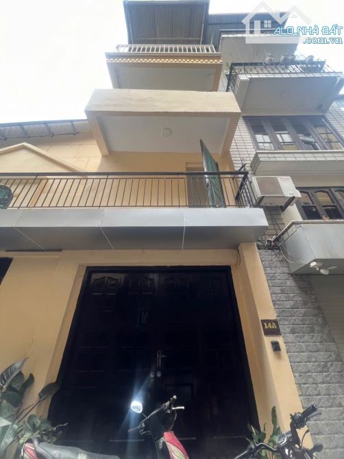 BÁN NHÀ MẶT PHỐ CỔNG ĐỤC HOÀN KIẾM 152.7M² 4 TẦNG MẶT TIỀN 8M GIÁ 110 Tỷ