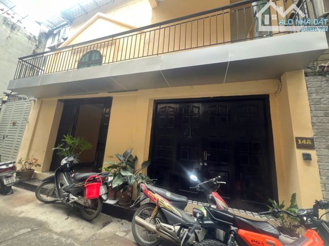 BÁN NHÀ MẶT PHỐ CỔNG ĐỤC HOÀN KIẾM 152.7M² 4 TẦNG MẶT TIỀN 8M GIÁ 110 Tỷ