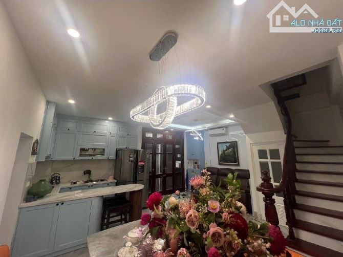 SIÊU HIẾM - PHỐ CỔ - LÀ SŨ - HOÀN KIẾM - 30M - 6 TẦNG - MẶT TIỀN 5M - 18 TỶ