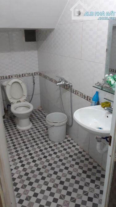 Bán và cho thuê nhà 3 tầng,đủ nội thất,vào ở ngay Số 84A đường Cống Đông, An Hải,Hải Phòng