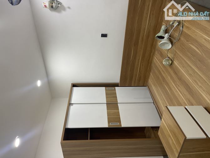 Bán nhà Kiệt Hùng vương cách đường 50m nhà mới dọn vào  ở - 9