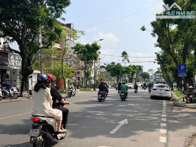 ‼️ BÁN NHÀ MẶT TIỀN KINH DOANH ĐƯỜNG NGUYỄN HUỆ – TRUNG TÂM TP HUẾ