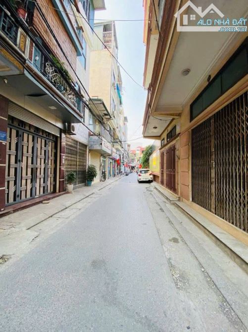 Bán gấp Nhà Mai Dịch, CG. 6 tầng, gara oto, ô chờ thang máy, kinh doanh đỉnh.