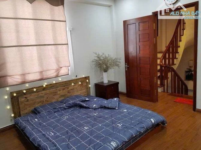 Bán Nhà Phố Hàng Vôi, cạnh Hồ Gươm, cực hiếm nhà bán, 35m2 x 5 tầng - Sổ riêng biệt - 3