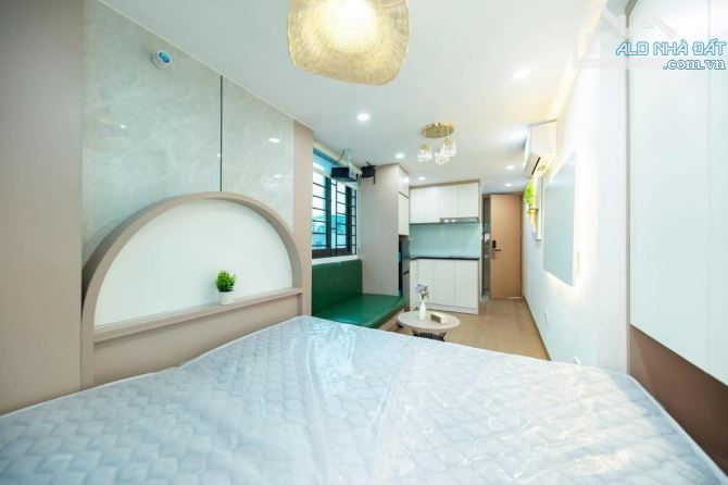 Chủ Ngộp💥 Bán Toà CHDV Cầu Giấy Dòng Tiền 100tr/Tháng, 65m2, 7 Tầng Thang Máy, Nhỉnh 21tỷ