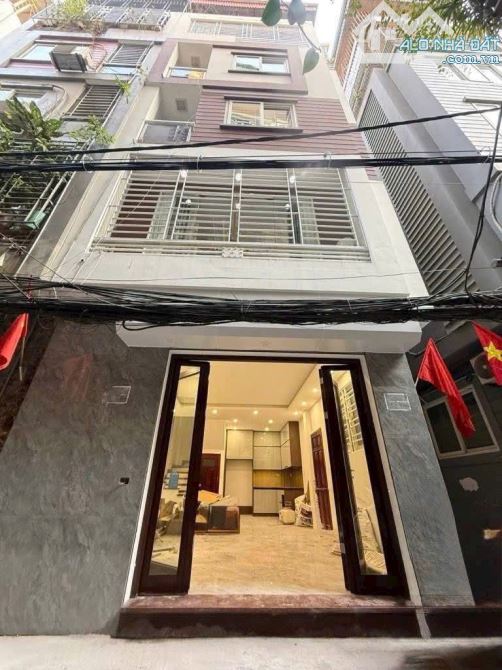 Bán nhà ngõ thông kinh doanh Phố Hoàng Hoa Thám - Ba Đình