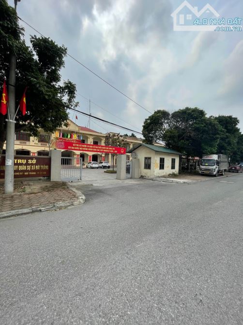 Nhà Xây Mới- lGần Chợ,Trường Học.Bán Nhà 5 Tầng Đông Dư,Dt 31m2,Giá 5.8 Tỷ.