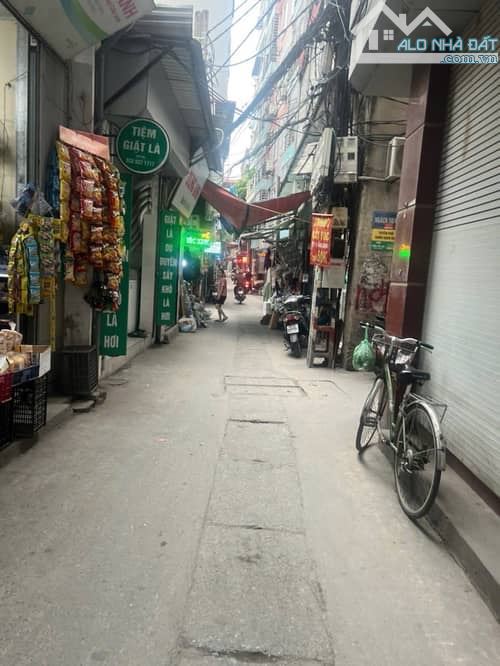 Nguyễn Khánh Toàn- 100m x 7T Thang Máy- 16 PKK - PCCC - 1,2 Tỷ/ Năm - 26,5 Tỷ