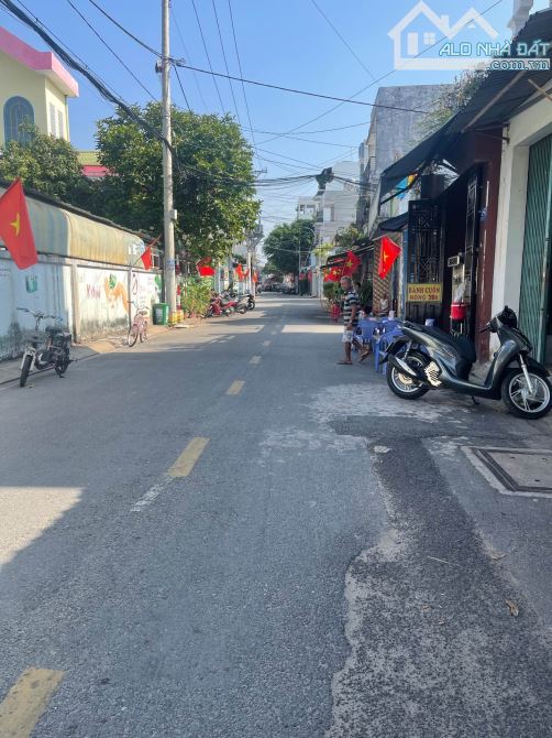 Nhà 4 tầng – hẻm xe tải – sát mặt tiền Tân Chánh Hiệp 17, Quận 12