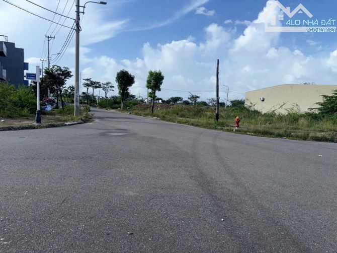 Cần bán lô đất 2 mặt tiền đường Thâm Tâm, Ngũ Hàng Sơn, Đà Nẵng. - 1