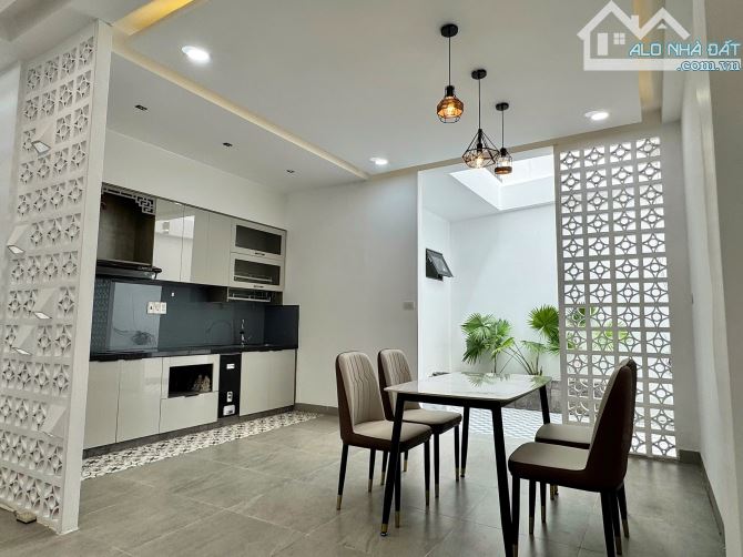 NHÀ 1 MÊ 3 PHÒNG NGỦ HẺM 97 PHẠM NGŨ LÃO: Giá 3.69 tỷ - 2