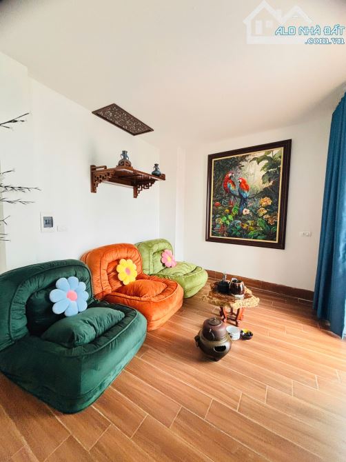 Bán Nhà Phố Lò Sũ, Rốn Rùa Hoàn Kiếm - 35m2 x 6 Tầng Lô góc - Sổ riêng - 150m ra Bờ Hồ