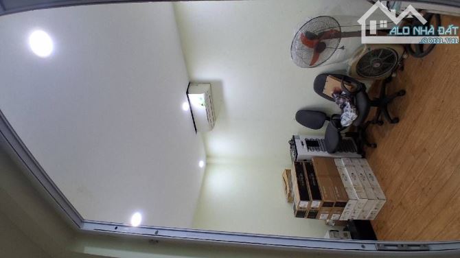 NHÀ THUỴ THUÊ - TÂY HỒ - 40 M - 4 TẦNG - MẶT TIỀN 5.5M - 14 TỶ SỔ ĐỎ VUÔNG ĐẸP