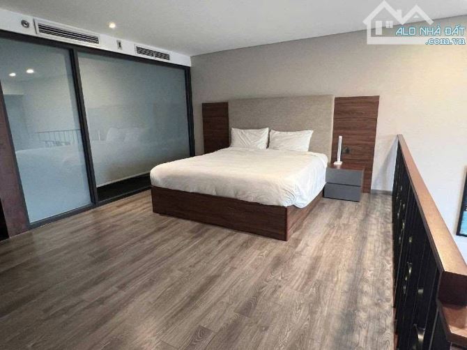 HƠN 9 TỶ SỞ HỮU PENTHOUSE TÂY HỒ – BIỆT THỰ TRÊN KHÔNG CỰC HIẾM
