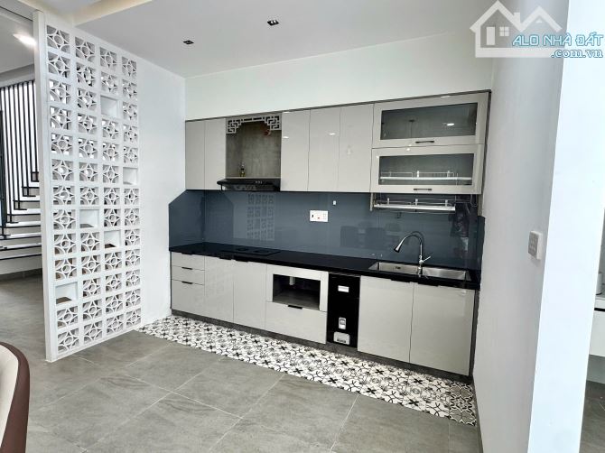 NHÀ 1 MÊ 3 PHÒNG NGỦ HẺM 97 PHẠM NGŨ LÃO: Giá 3.69 tỷ - 4