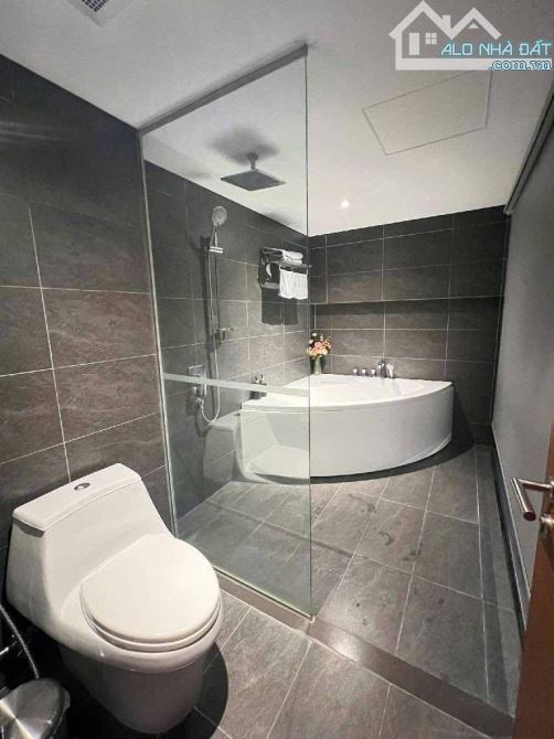 HƠN 9 TỶ SỞ HỮU PENTHOUSE TÂY HỒ – BIỆT THỰ TRÊN KHÔNG CỰC HIẾM