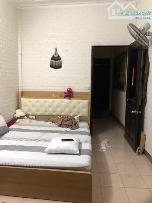 CỰC HIẾM- NHÀ QUÁN THÁNH - BA ĐÌNH - 36M - 5 TẦNG - 16 TỶ SỔ ĐỎ CHÍNH CHỦ ĐẸP