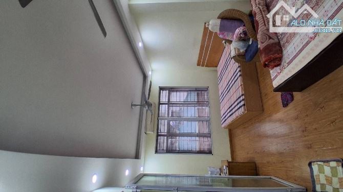 NHÀ THUỴ THUÊ - TÂY HỒ - 40 M - 4 TẦNG - MẶT TIỀN 5.5M - 14 TỶ SỔ ĐỎ VUÔNG ĐẸP