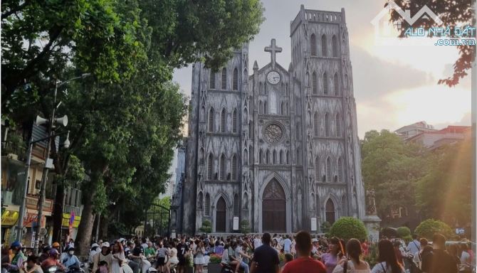 190 tỷ/165 m2/6.3 m tiền/ Mặt Phố Cổ Nhà Chung / Hoàn Kiếm