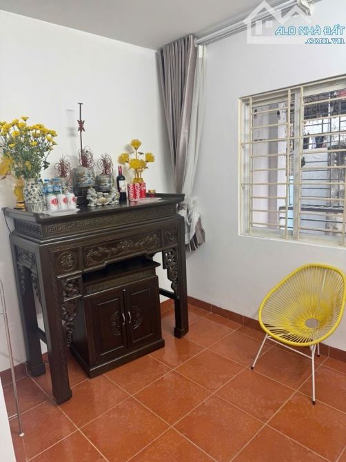 ĐỘI CẤN – BA ĐÌNH | 30M² – 5 TẦNG – 7 TỶ – 30M RA Ô TÔ TRÁNH