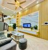 Nhà Bạch mai 22m 5T 3 phòng ngủ 4 vệ sinh, tặng nội , về ở luôn.