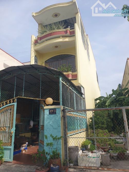 Bán nhà 1 trệt 2 lầu mặt tiền đuờng Đoàn Giỏi,Trung An Mỹ Tho