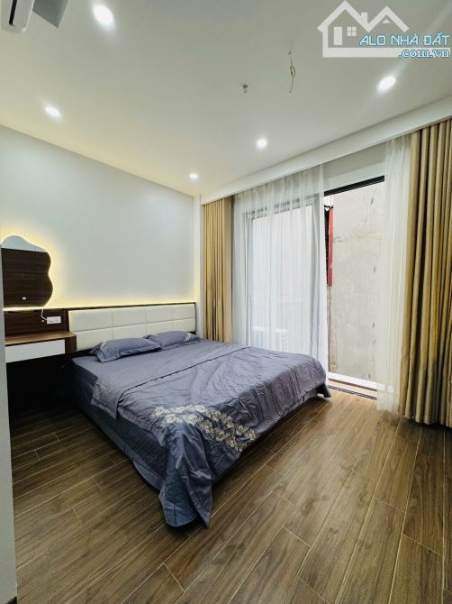 Bán toà CHDV Lê Duẩn 3 thoáng 78m2*6T 20PN, 20m ra ô tô, gần ĐH Bách Kinh Xây DT 120tr/th - 1
