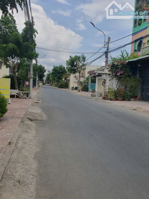 Bán nhà 1 trệt 2 lầu mặt tiền đuờng Đoàn Giỏi,Trung An Mỹ Tho - 1