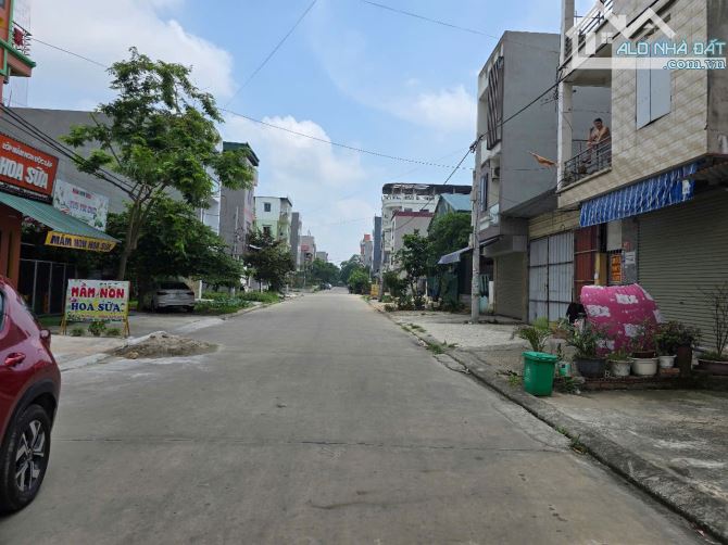 ❤❤ Bán Giãn Dân Do Nha Phương Liễu Quế Võ làn 4 chục chính  ☘️Diện tích 180 m2  ☘️Mặt tiền - 1