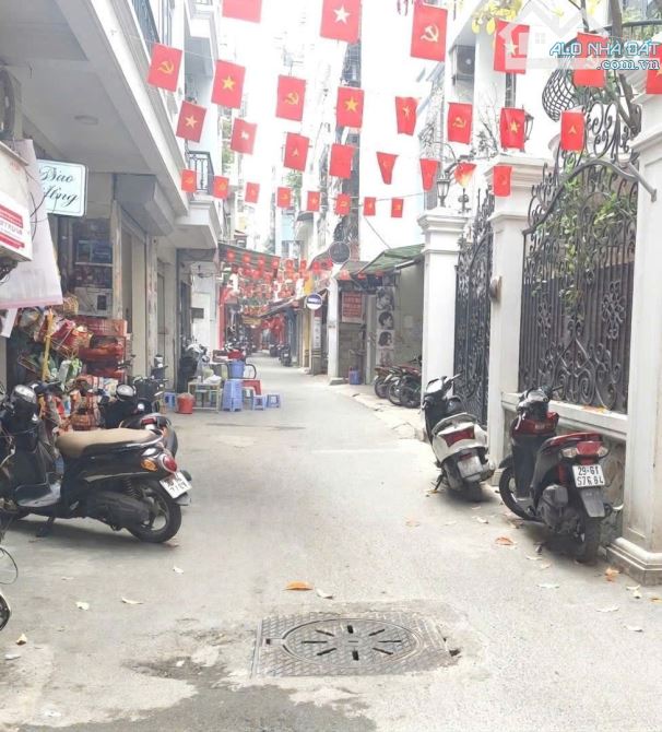 BÁN NHÀ CẦU GIẤY 70m2 × 6T × MT 5m. MẶT NGÕ + LÔ GÓC - Ô TÔ - KINH DOANH ĐỈNH