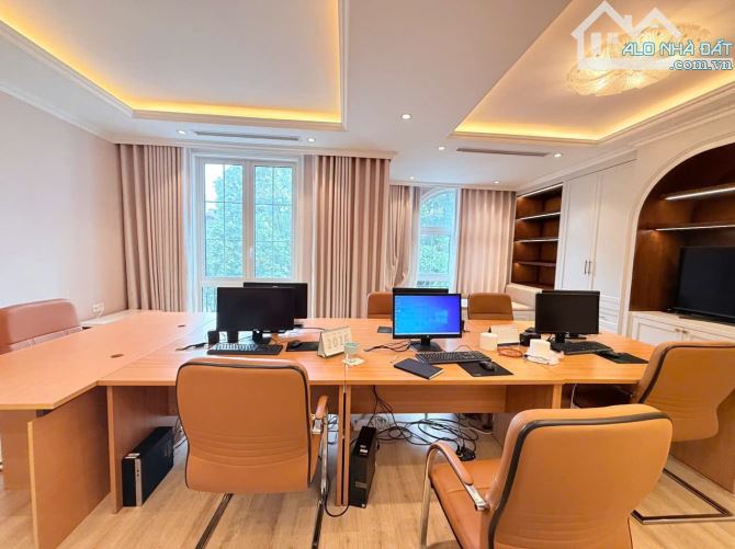 BÁN BIỆT THỰ CAO CẤP , DỰ ÁN HDI -PHỐ XUÂN LA, 132m2, 4 TẦNG, MT 8.5M, NHỈNH 68 TỶ