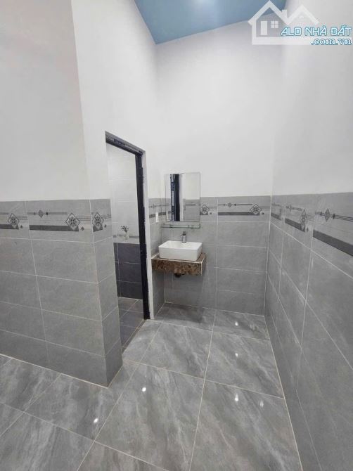 CG. CÒN 1 CĂN NHÀ TRỆT RỘNG 100M2 MỚI ĐẸP & KIÊN CỐ TẠI ĐƯỜNG SỐ 8 KDC ĐÔNG PHÚ - 2