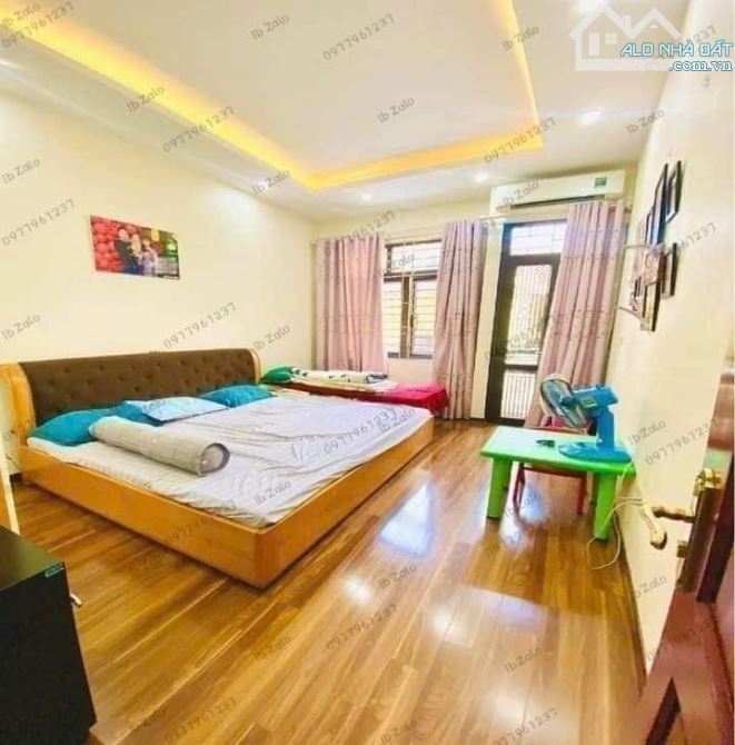 BÁN NHÀ CẦU GIẤY 73m2 × 6T × MT 5m. MẶT NGÕ + LÔ GÓC - Ô TÔ - KINH DOANH ĐỈNH