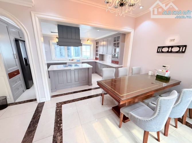 Bán Biệt Thự cao cấp KĐT HDI Võ Chí Công Xuân La 132mx5T, MT 8.5m, 70 tỷ.