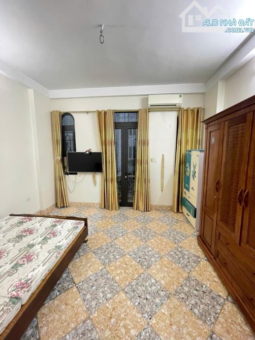 ĐẦU TƯ - bán nhà Giang Văn Minh 51m2*5T, MT5m, ô tô đỗ cổng, cách phố 2 nhà, 12.5 tỷ