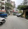 Bán nhà Vĩnh Phúc, Ba Đình, dt 125m, ngõ thông kinh doanh, ô tô 7 chỗ vào nhà. Giá 31.9 tỷ