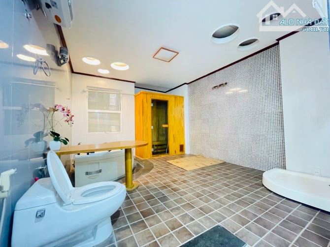 LẠC LONG QUÂN - TÂY HỒ - 50M -6 TẦNG - MẶT TIỀN 4,2 M - 18,9 TỶ SỔ ĐỎ VUÔNG ĐẸP